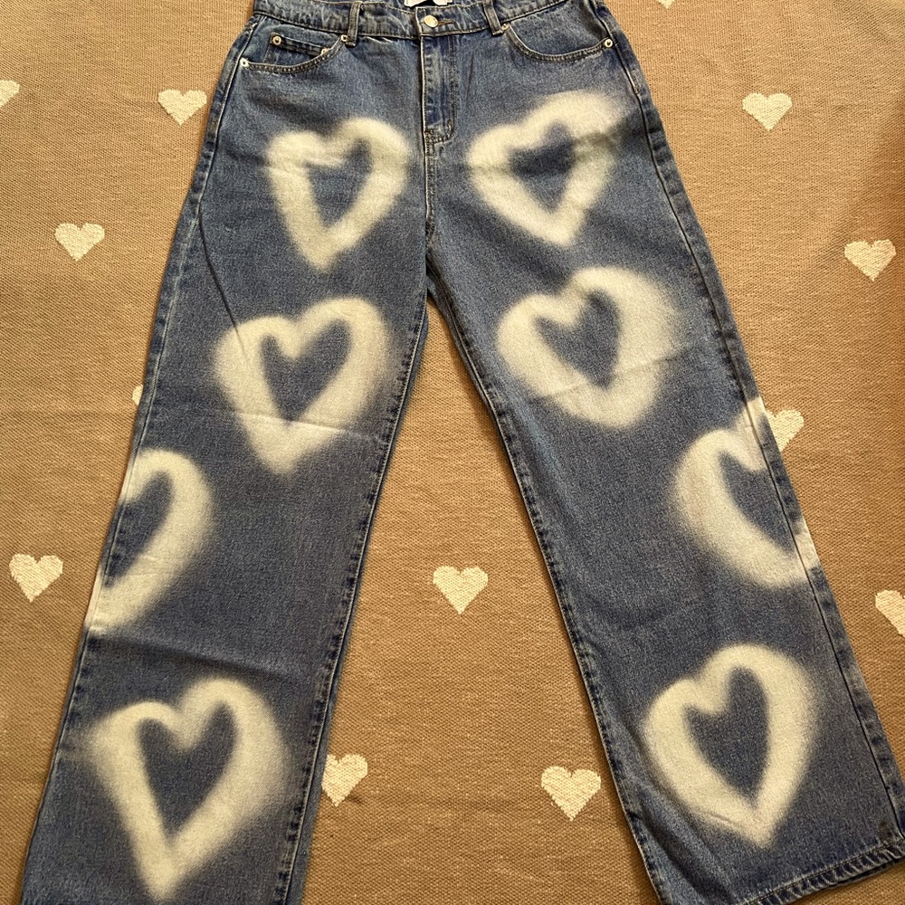 wide leg jeans with white hearts new without tags